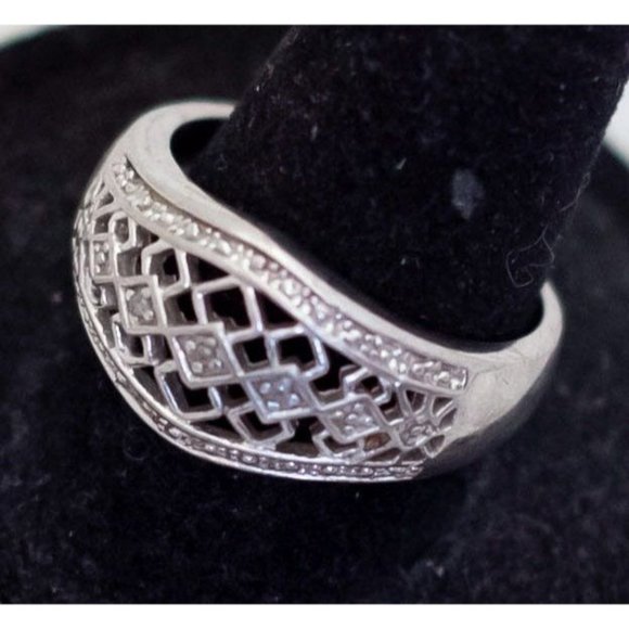 Size 9, Vintage Triangle Patterns Geometric Sterling Silver Ring - H1 - Picture 3 of 4